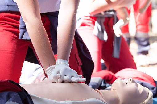Actualisation des gestes de secours sur mannequin